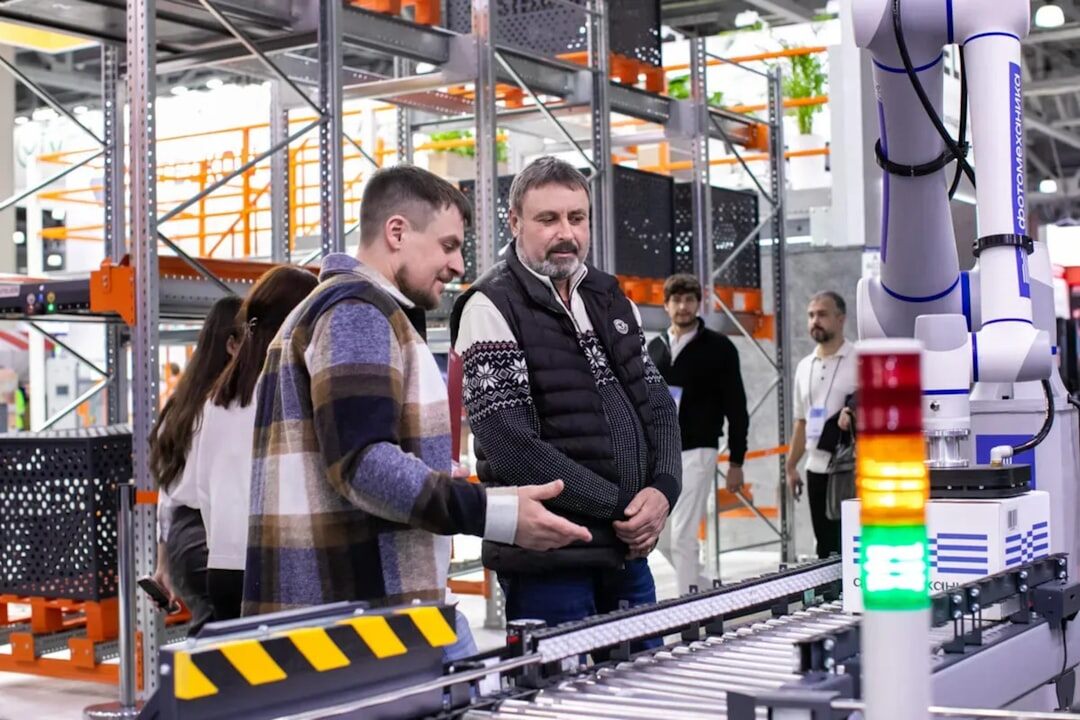 Advanced industrial robotic arm in modern manufacturing facility